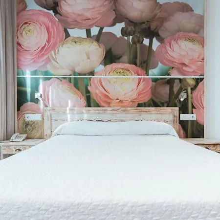 Ξενοδοχείο S'agoita 3*